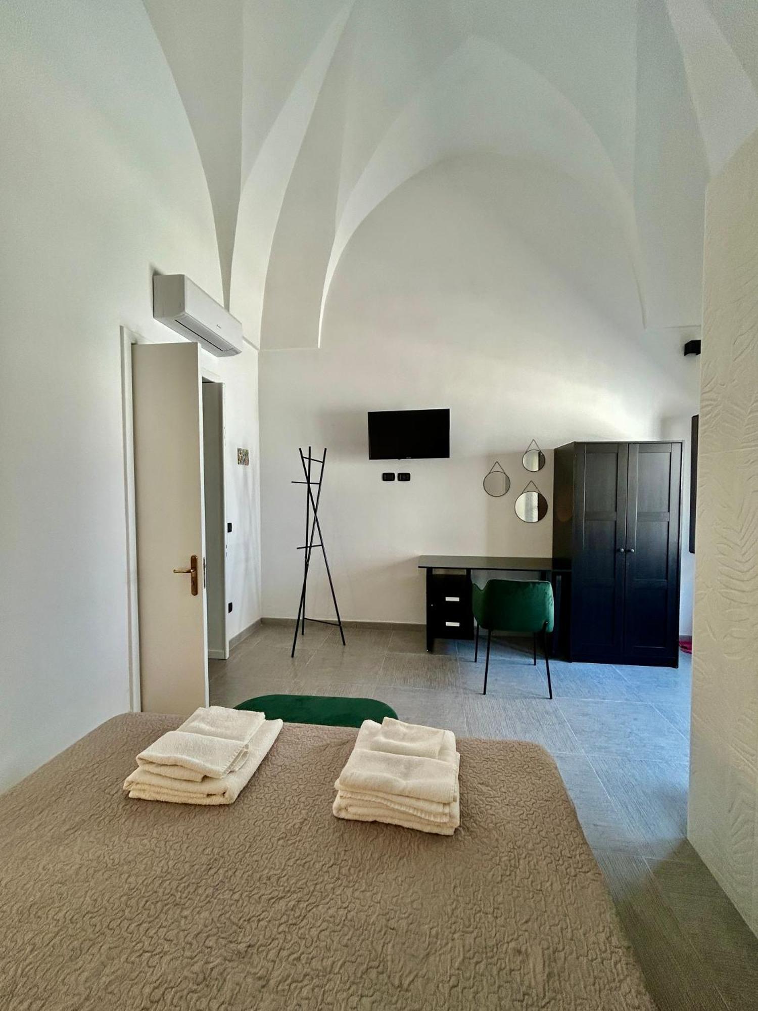Nonno Uccio Apartment Castri di Lecce Exterior photo